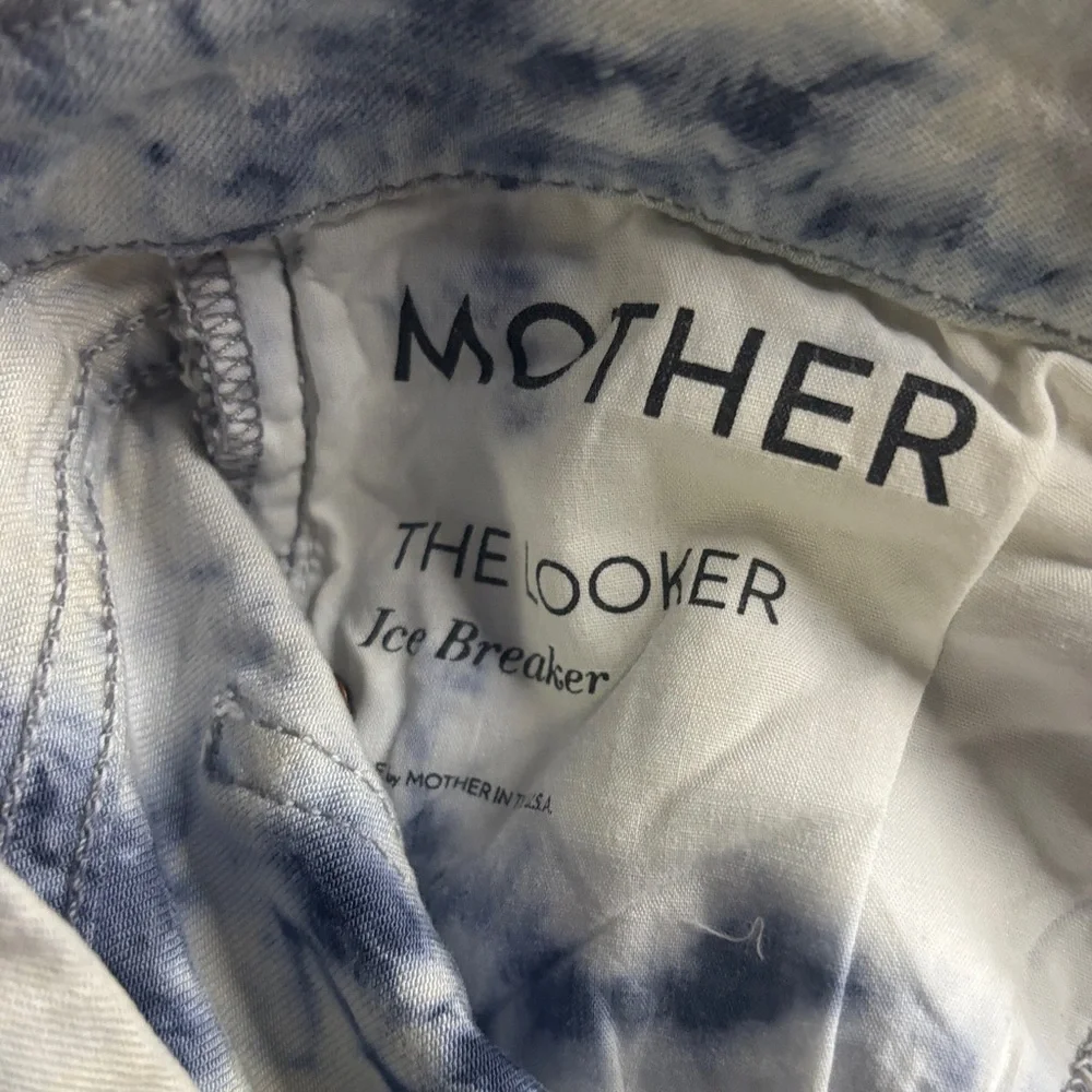 MOTHER Tie-Dye Skinny Jeans in Blue and White - Picture 7 of 7